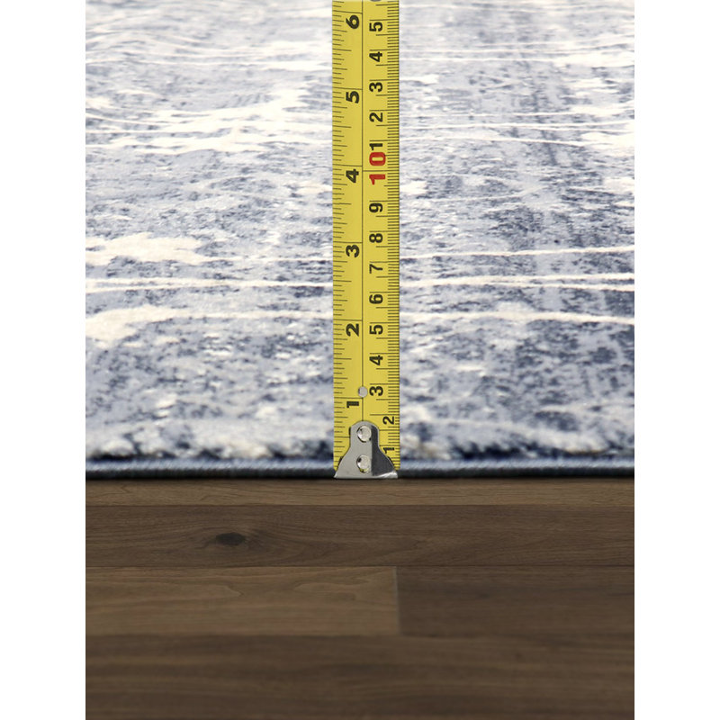 Round Blue Stain-Resistant Synthetic Area Rug, 6 ft