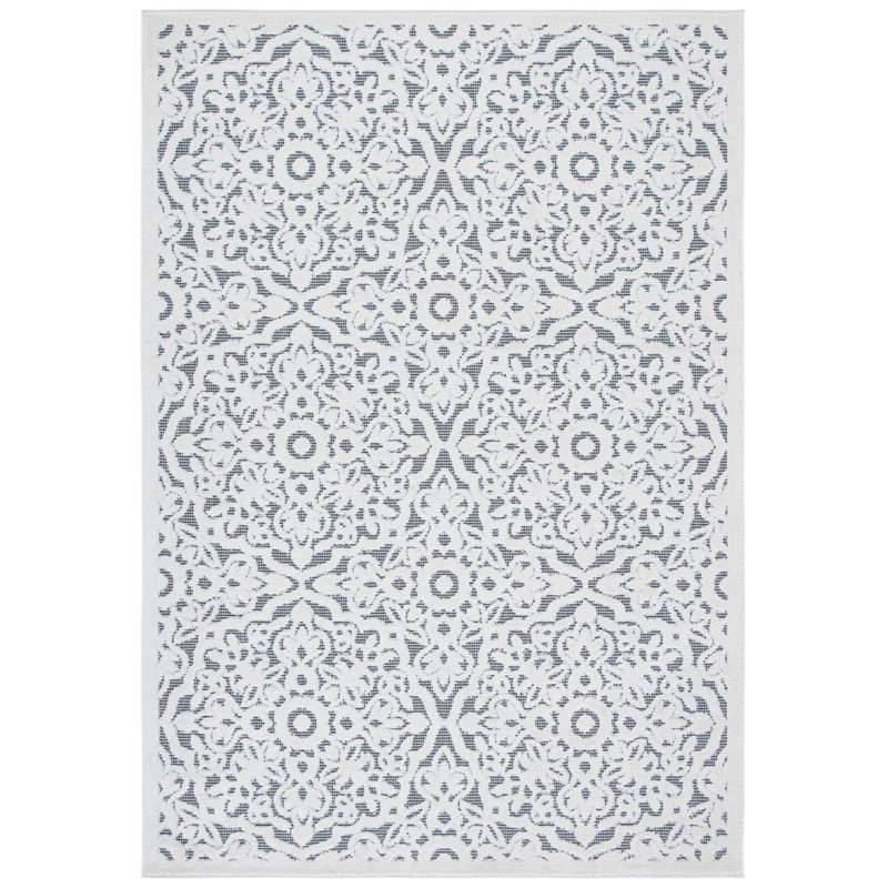 Ivory and Grey Floral Synthetic Indoor/Outdoor Area Rug 4'5" x 6'5"