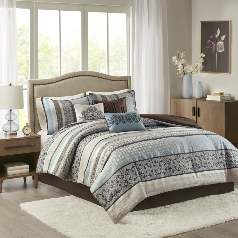 Blue Reversible Jacquard Queen Comforter Set with Decorative Pillows