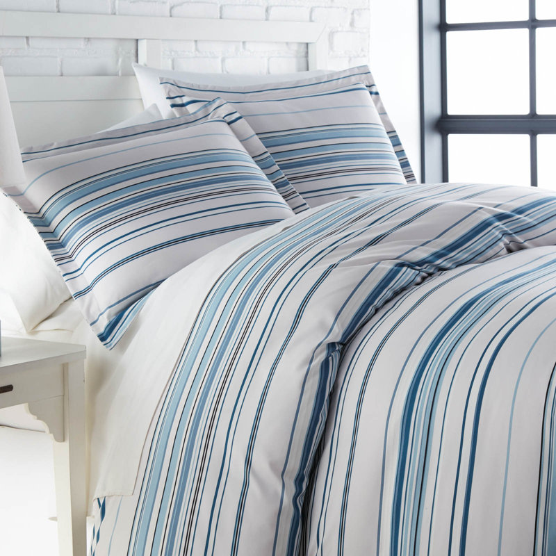 Twin Blue Reversible Down Alternative Microfiber Comforter Set