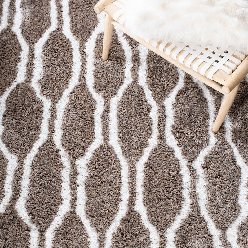 Ivory Silver Barcelona Hand-Tufted Cotton Shag Rug, 5'x5' Square