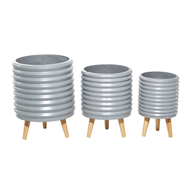 Chic Gray Fiber Clay Grooved Planters on Wooden Tripod Legs - Set of 3