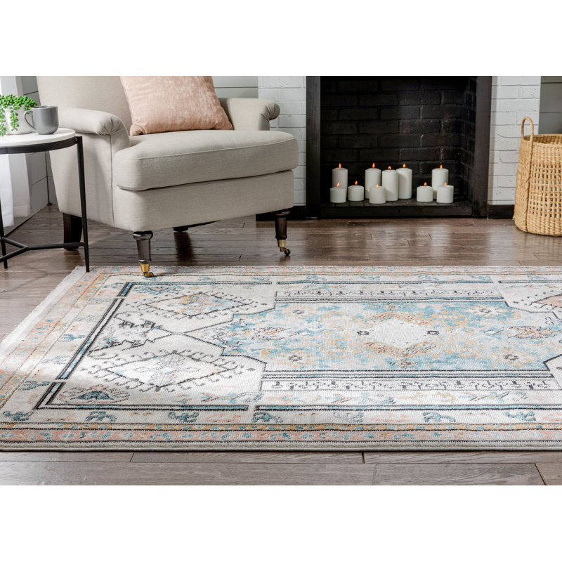 Valeria Vintage Medallion 5' x 7' Blue Synthetic Area Rug