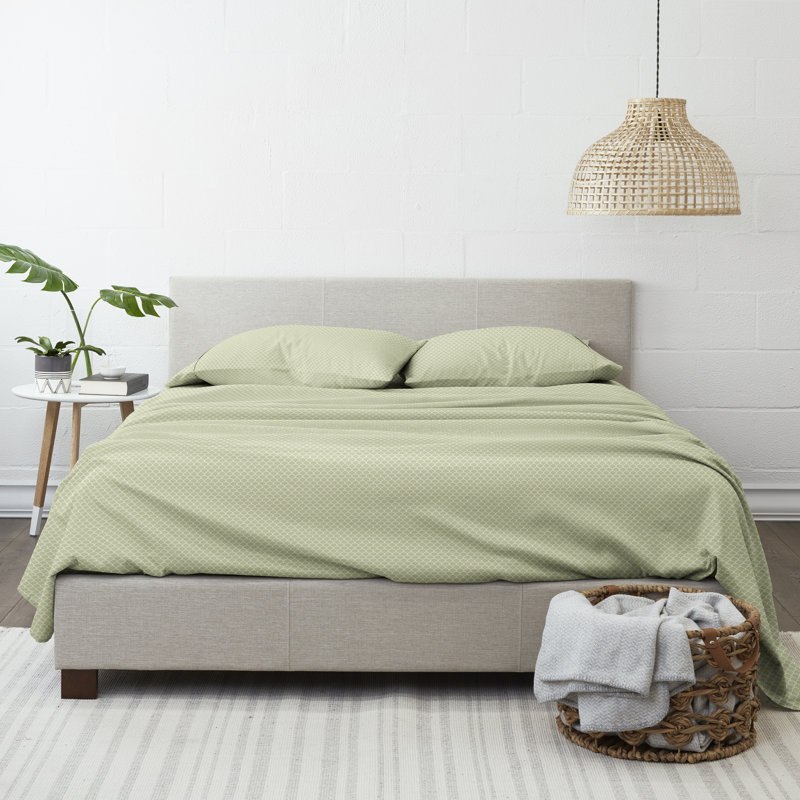 Sage Scallops Print California King Microfiber Sheet Set
