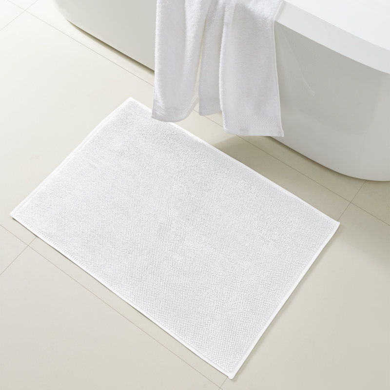 Luxurious White 100% Cotton Reversible Bath Rug