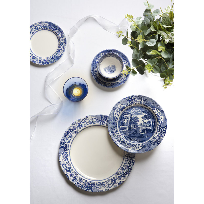 Blue and White Porcelain Floral Motif Dinnerware Set, Service for 4