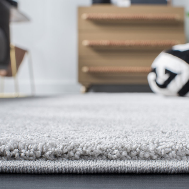 Aeneas Light Grey Rectangular Synthetic Plush Area Rug, 5'5" x 7'7"