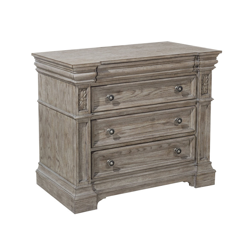 French Gray Light Wood 4-Drawer Bachelor's Chest
