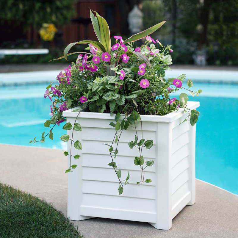 Lakeland White Resin Square Planter with Water Reservoir