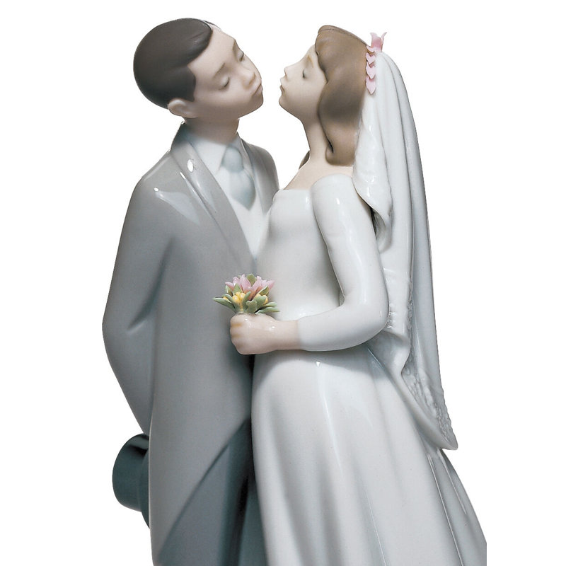 Hand-Painted Porcelain 'A Kiss to Remember' Wedding Figurine