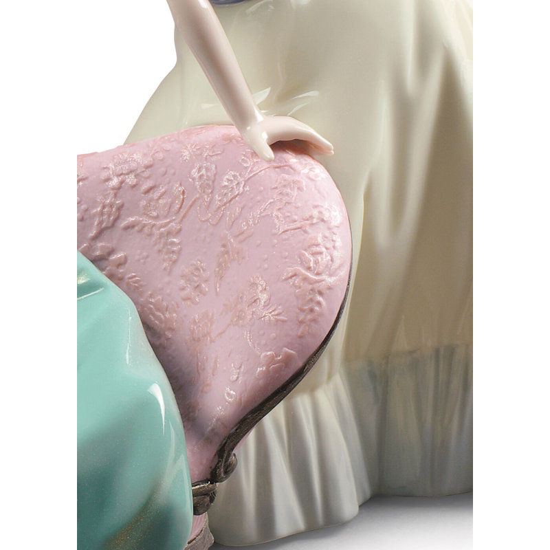 Pastel Porcelain Novelty Figurine for Party Decor