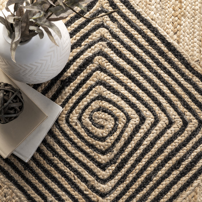 Axel Diamond Jute 5' x 8' Black and Natural Area Rug