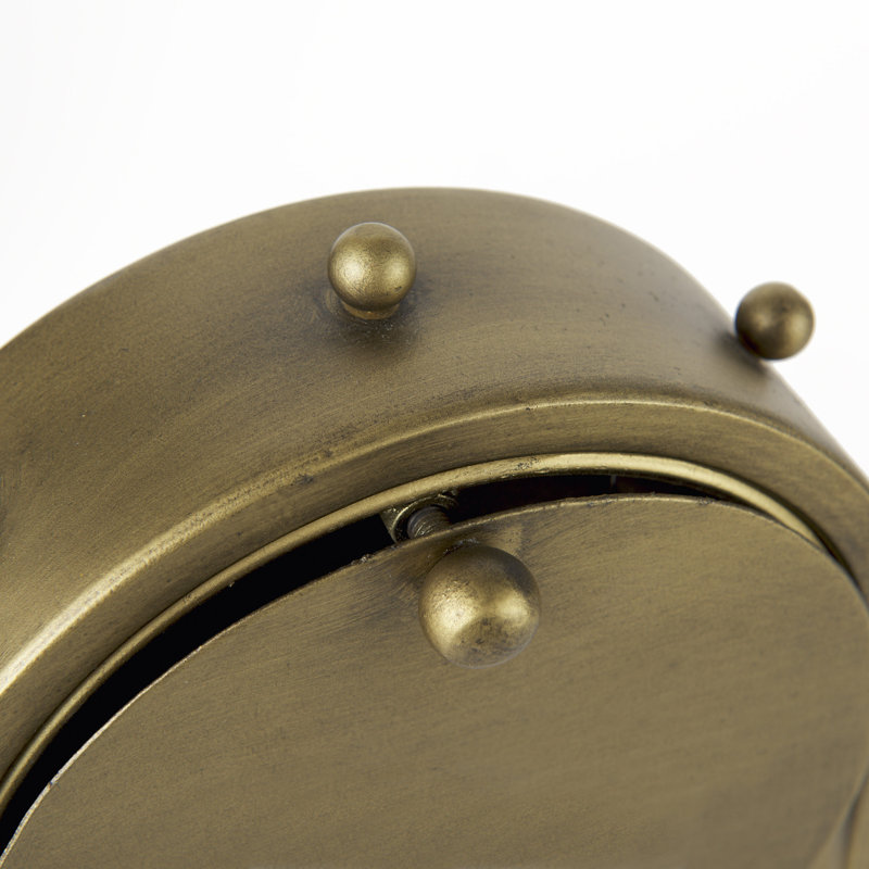 Reze Analog Quartz Tabletop Clock