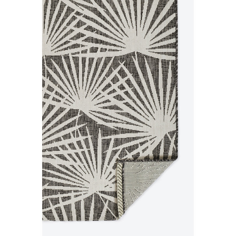 Charcoal Geometric Flat Woven Synthetic Runner Rug 2' x 6'
