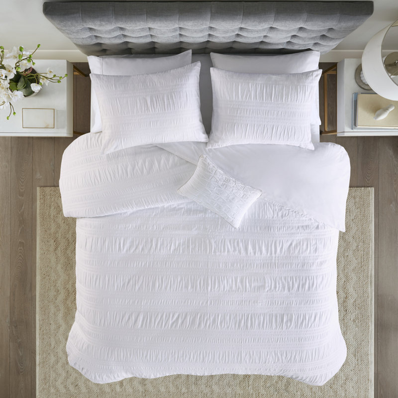 Nicolette White Cotton Seersucker Queen Duvet Cover Set