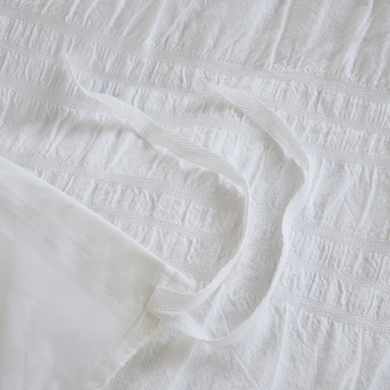 Nicolette White Cotton Seersucker Queen Duvet Cover Set