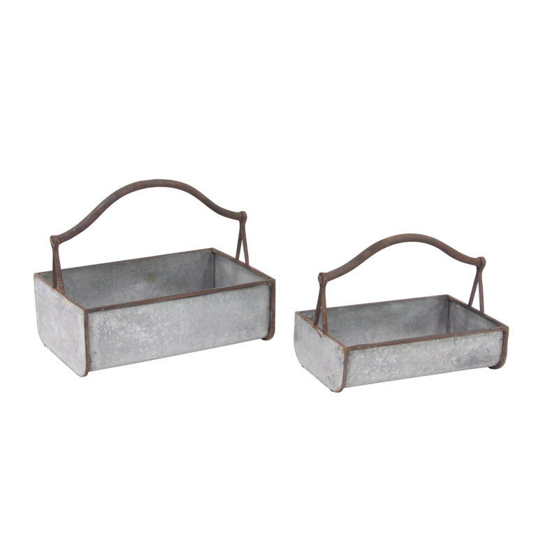 Farmhouse Grey Metal Indoor/Outdoor Planter Set, 16" & 18"