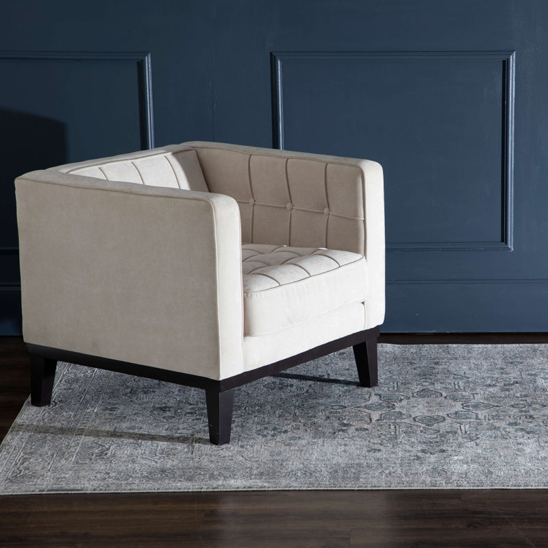Verona Gray Medallion 5' x 8' Wool-Blend Area Rug