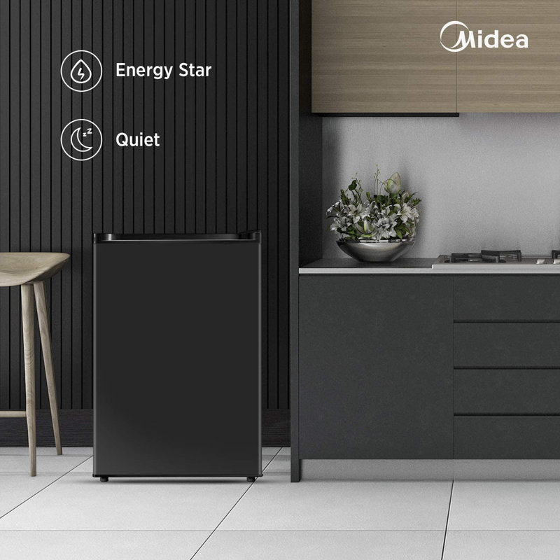 Compact Black Energy Star Mini Refrigerator for RV