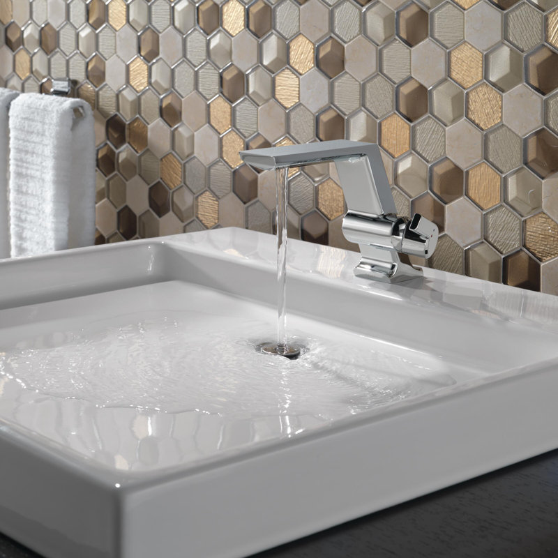 Chrome Single Hole Modern Bathroom Faucet