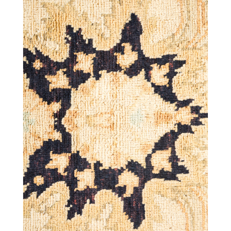 Ivory Hand-Knotted Wool Floral 8' x 10' Rug