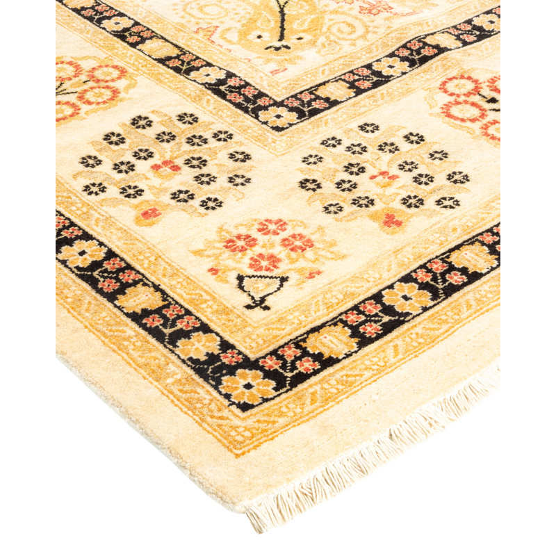 Hand-Knotted Ivory Wool Artisanal Area Rug, 9' x 12'