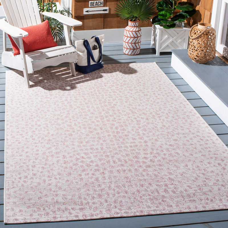 Ivory and Blush Pink Synthetic Easy-Care Outdoor Area Rug - 4' x 5'7"