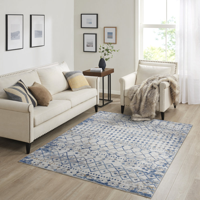 Hannah 4' x 6' Gold and Cream Cotton Synthetic Area Rug