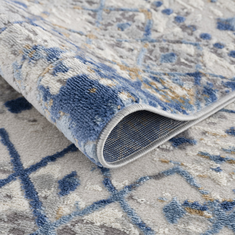 Hannah 4' x 6' Gold and Cream Cotton Synthetic Area Rug