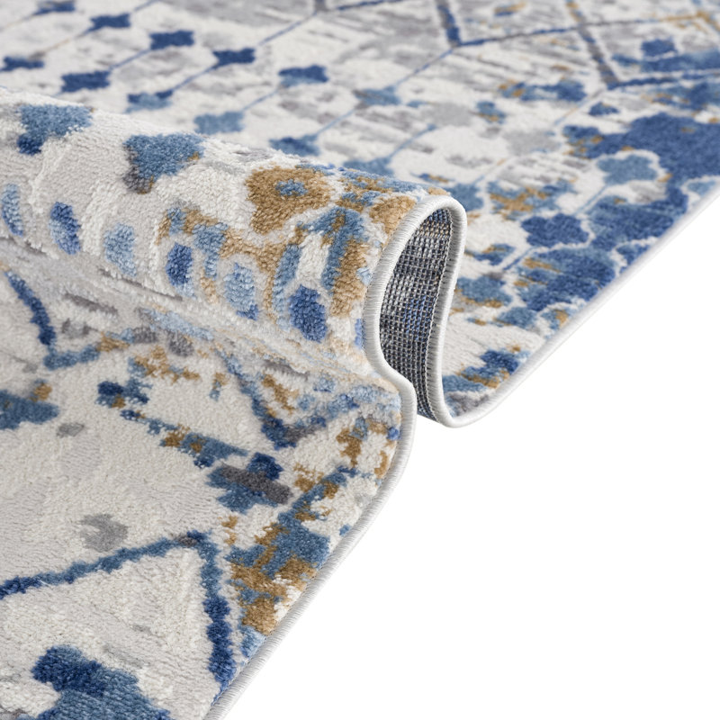 Hannah 4' x 6' Gold and Cream Cotton Synthetic Area Rug