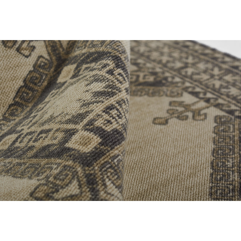 Charcoal Medallion 6'6" x 9' Wool-Synthetic Blend Area Rug