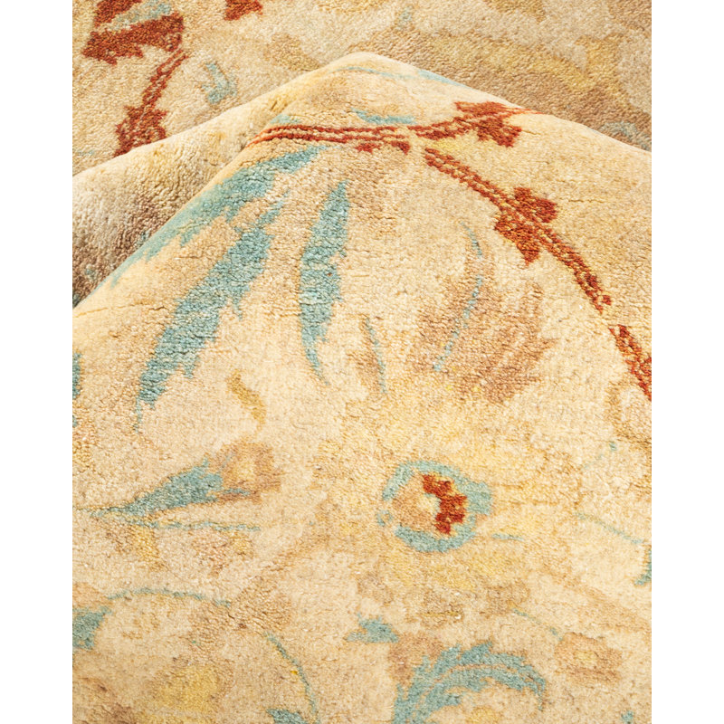 Hand-Knotted Traditional Ivory Wool 8'3" X 10'6" Area Rug