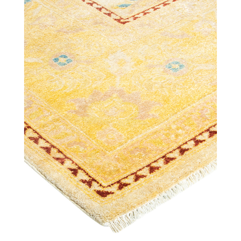 Sonoe Hand-Knotted Wool Ivory Floral Area Rug, 9'1" x 12'4"