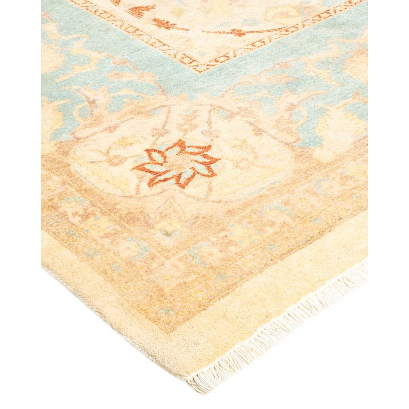 Hand-Knotted Traditional Ivory Wool 8'3" X 10'6" Area Rug