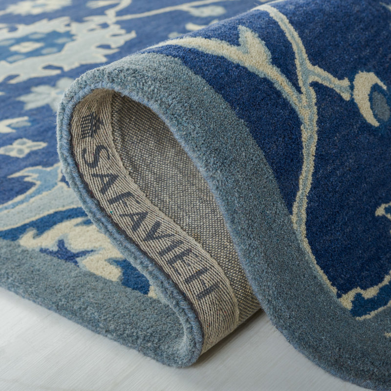 Chic Floral Blue/Ivory Hand-Knotted Wool Area Rug 8' x 10'