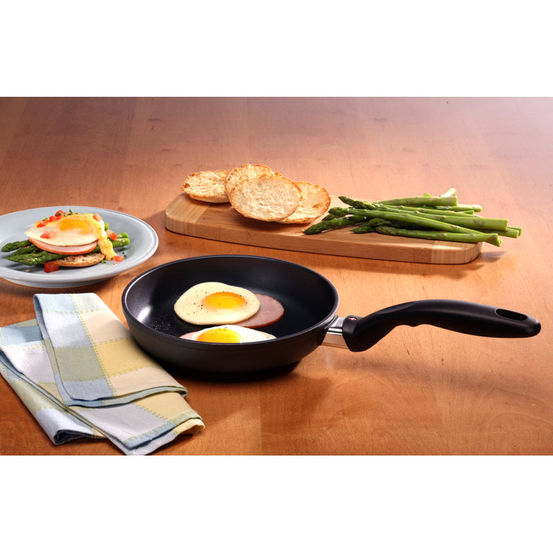 Swiss Diamond 12.5 Inch Nonstick Aluminum Fry Pan