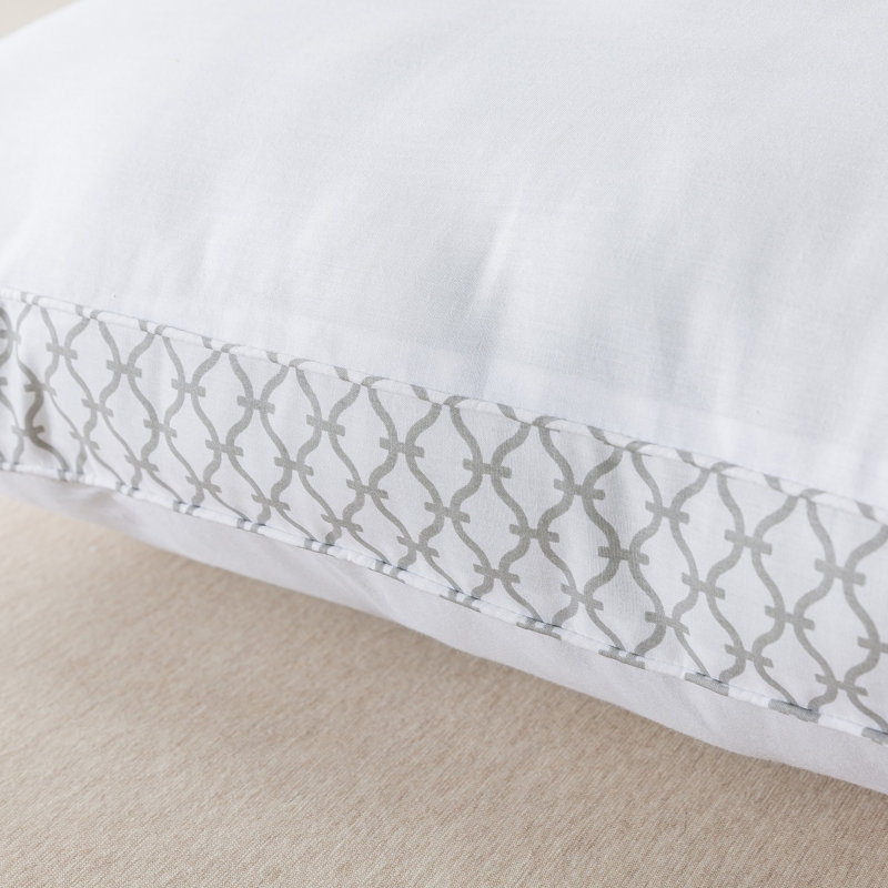 White Hypoallergenic Polyester Down Alternative Pillow - Queen