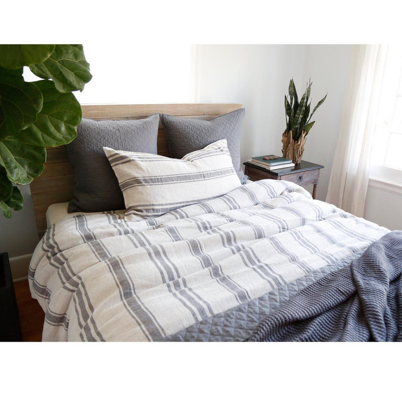 Hampton Quilted Standard Sham in Cream - Organic Linen