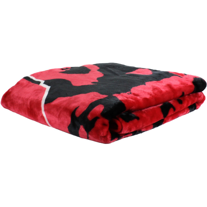 Georgia Bulldogs Twin-Size Cozy Knitted Throw Blanket, 86" x 63"