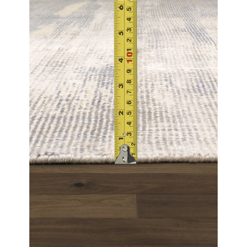 Hand-Loomed Ivory Elegance 5' x 8' Wool-Viscose Blend Area Rug