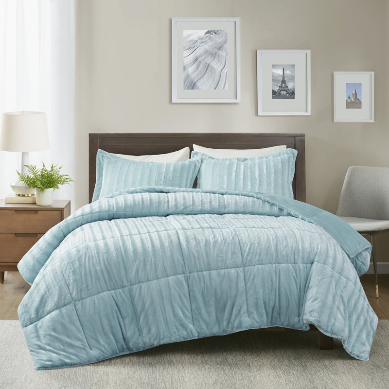 Aqua Faux Fur Reversible Full Comforter Set