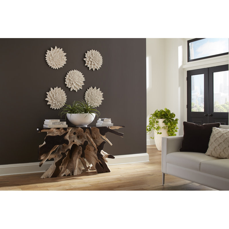 Rucco Tall White Composite Outdoor Planter