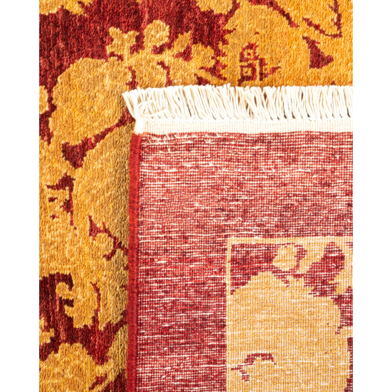 Traditional Elegance Hand-Knotted Red Wool 4'x6' Area Rug