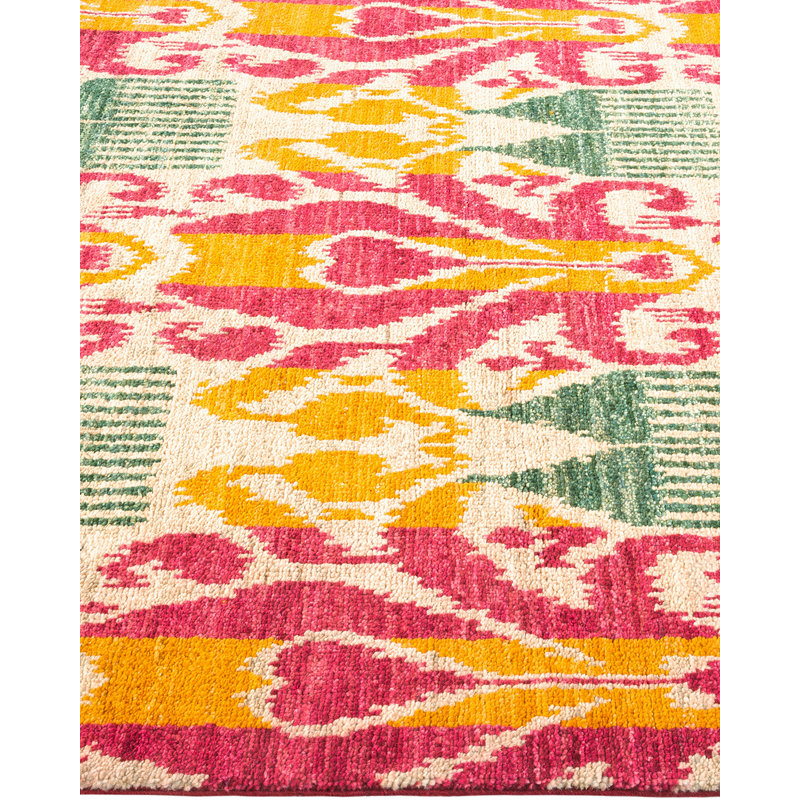 Ivory Elegance Hand-Knotted Wool Rectangular Area Rug, 4' x 6'