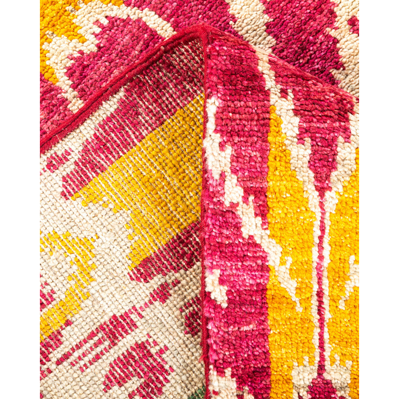 Ivory Elegance Hand-Knotted Wool Rectangular Area Rug, 4' x 6'