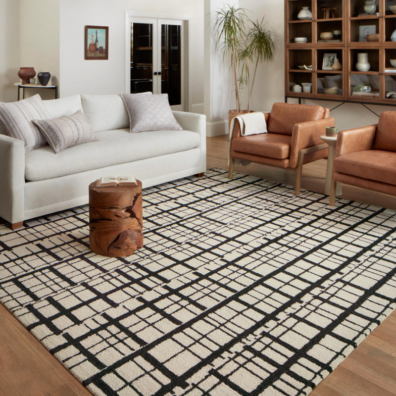 Hand-Tufted Black Wool Rectangular Rug 9'3" x 13'