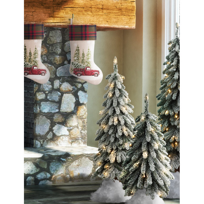 Plaid Cuff Beige Polyester Christmas Stocking Set