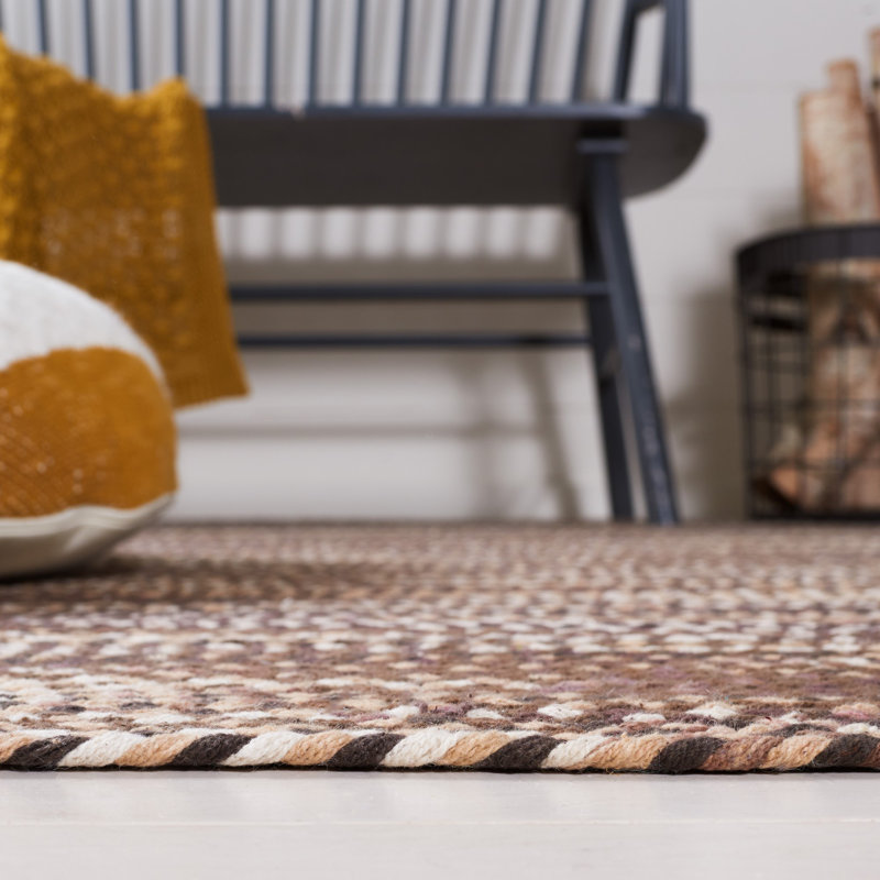 Ivory and Brown Handmade Braided Round Rug, 4' Diameter