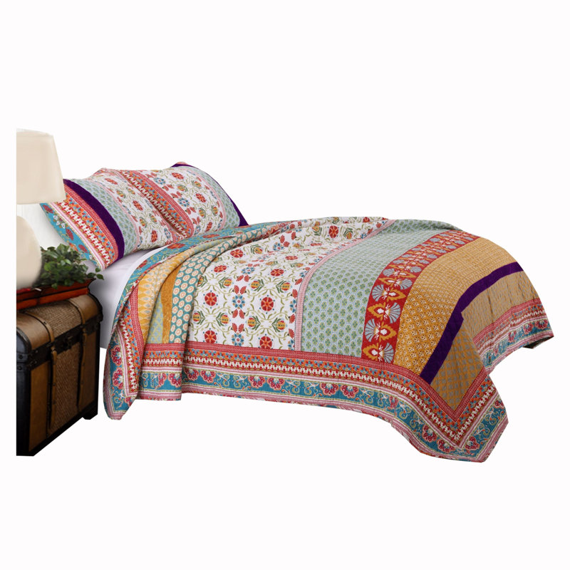 Multicolor Geometric and Floral King Reversible Quilt Set