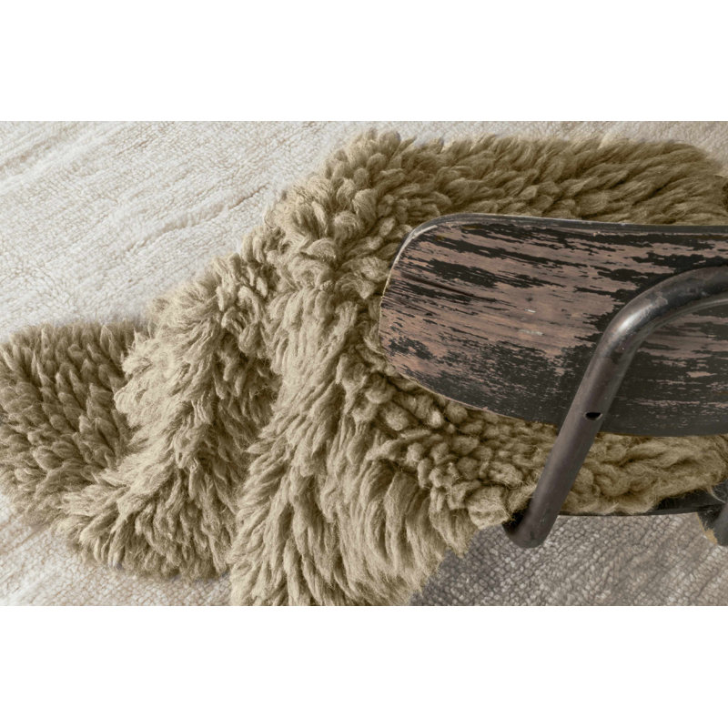 Sheep Beige Handmade Washable Tufted Sheepskin Rug